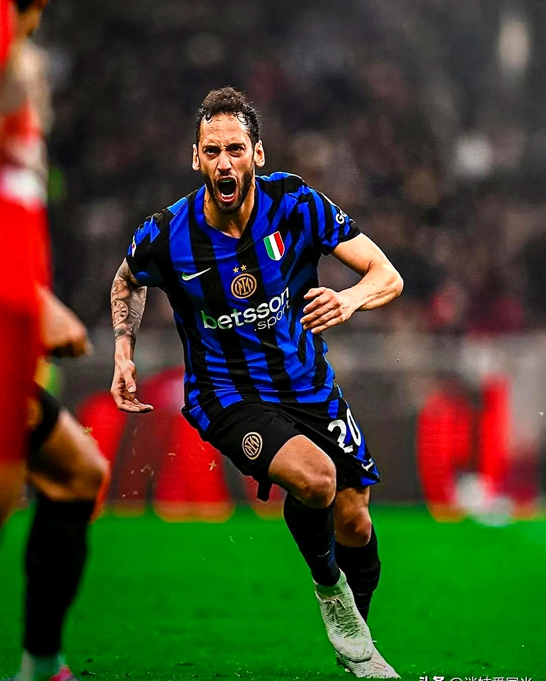 赛前波尔图备战意大利杯；官宣签约细节曝光；媒体盛赞；资深球员宣示担当(维兹拉vs波尔图比分预测)