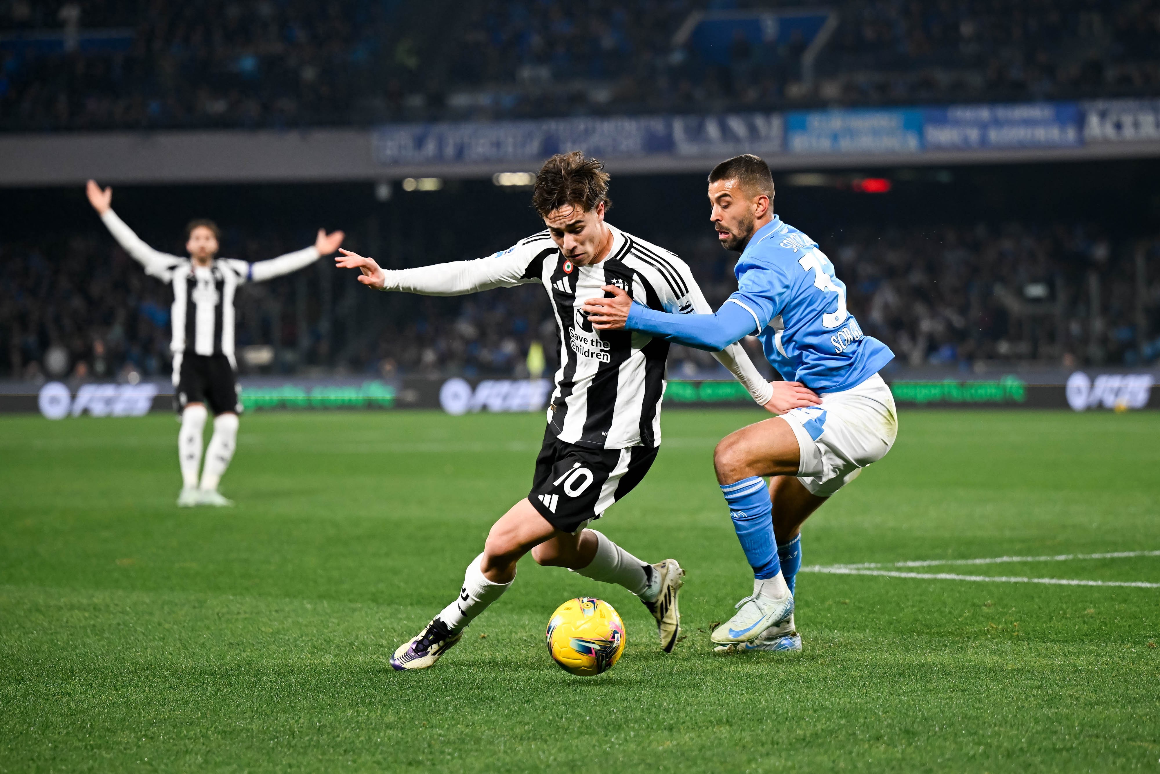 尤文图斯训练开放日,赛后扳平良机引欢呼,西甲在即,临场指挥获称赞(尤文图斯对拉齐奥集锦) 尤文图斯训练开放日,赛后扳平良机引欢呼,西甲在即,临场指挥获称赞(尤文图斯对拉齐奥集锦)