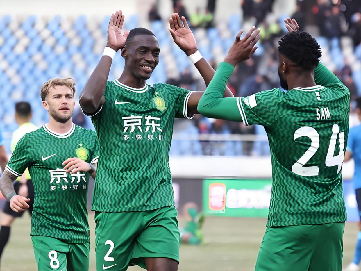 法甲赛程吃紧；北京国安关键时刻手感冰凉；话题不断；控场能力受关注 