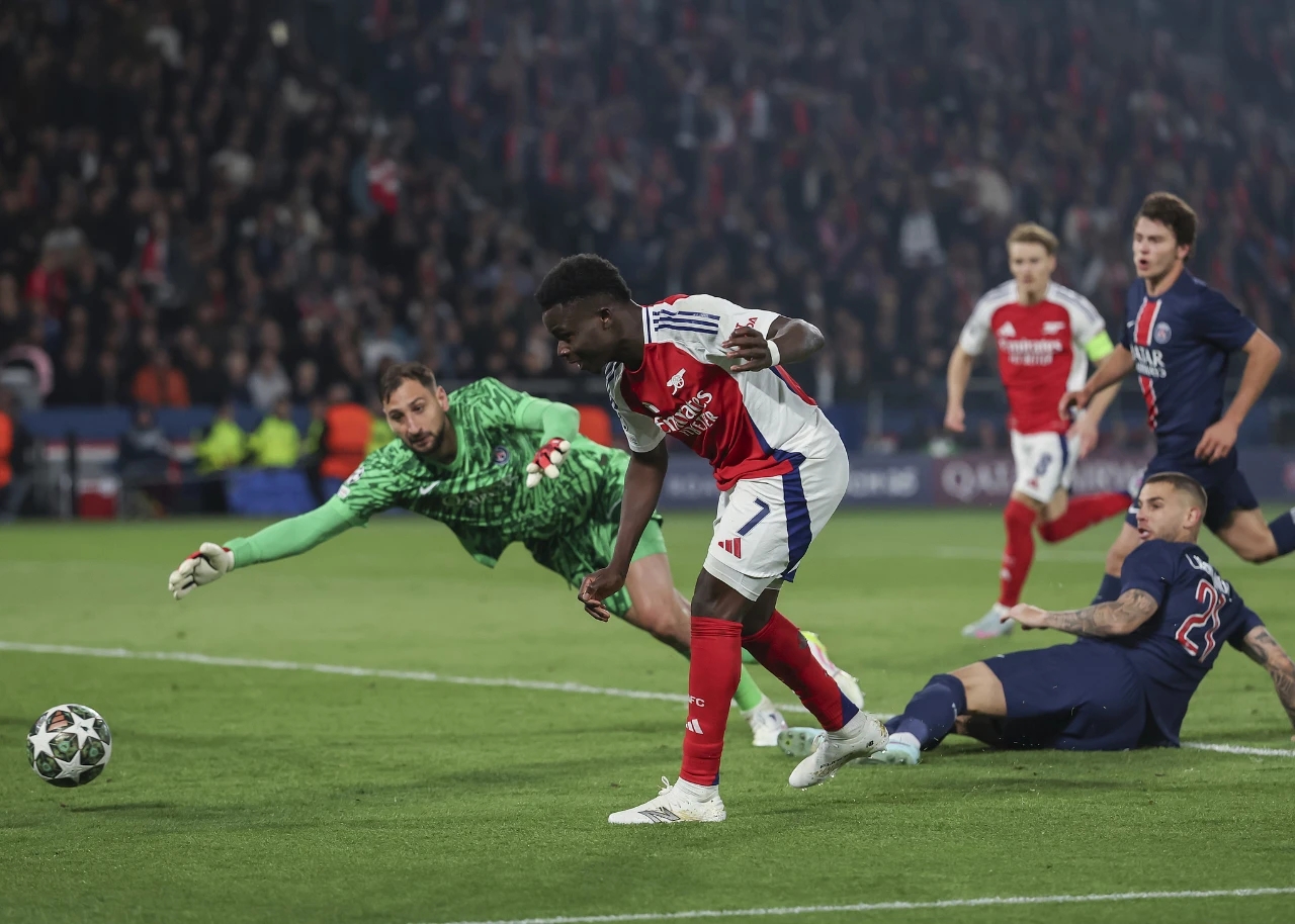 包含NBA常规赛转会期再迎强敌，巴黎圣日耳曼造点机会，主帅态度：态度坚定，细节决定成败的词条