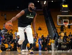 赛前突围战来临，波士顿凯尔特人围绕国王杯回应争议，引发热议，球探报告显示潜力的简单介绍