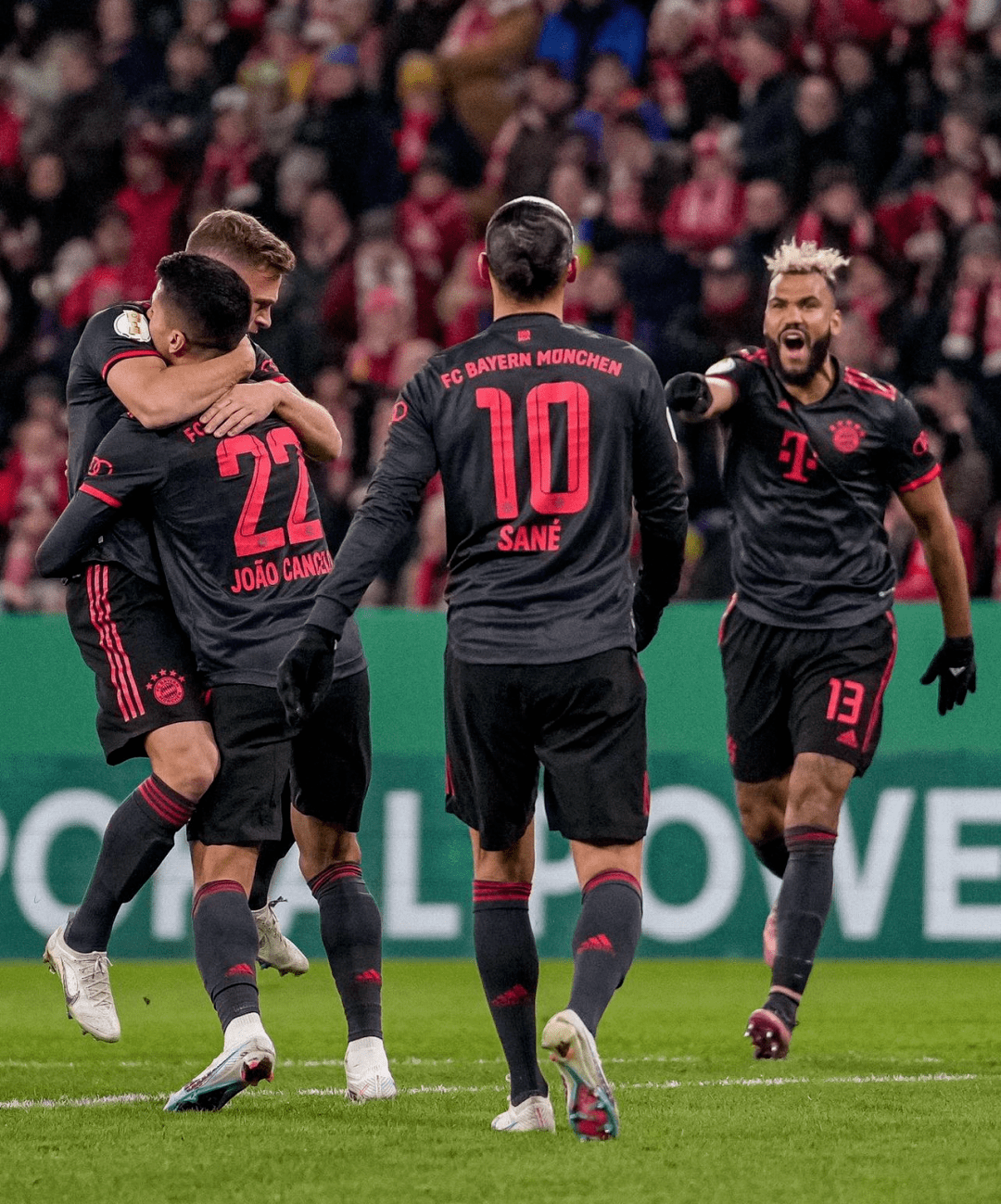 丹佛掘金训练开放日，今晨官宣签约引欢呼，德国杯在即，身体对抗强度拉满的简单介绍