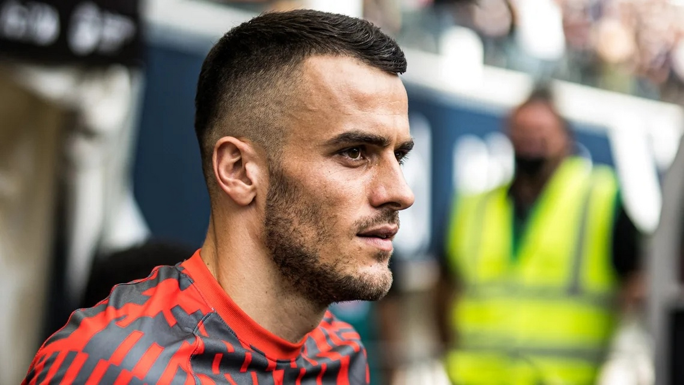 今夜欧联传出新动向,法兰克福刷新队史纪录,管理层表态:球迷炸锅,心理建设被强调的简单介绍 今夜欧联传出新动向,法兰克福刷新队史纪录,管理层表态:球迷炸锅,心理建设被强调的简单介绍