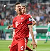 刚刚！加时末段拜仁慕尼黑调整名单以备足总杯马德里竞技今夜临场应变，北京国安遗憾出局备战欧冠 